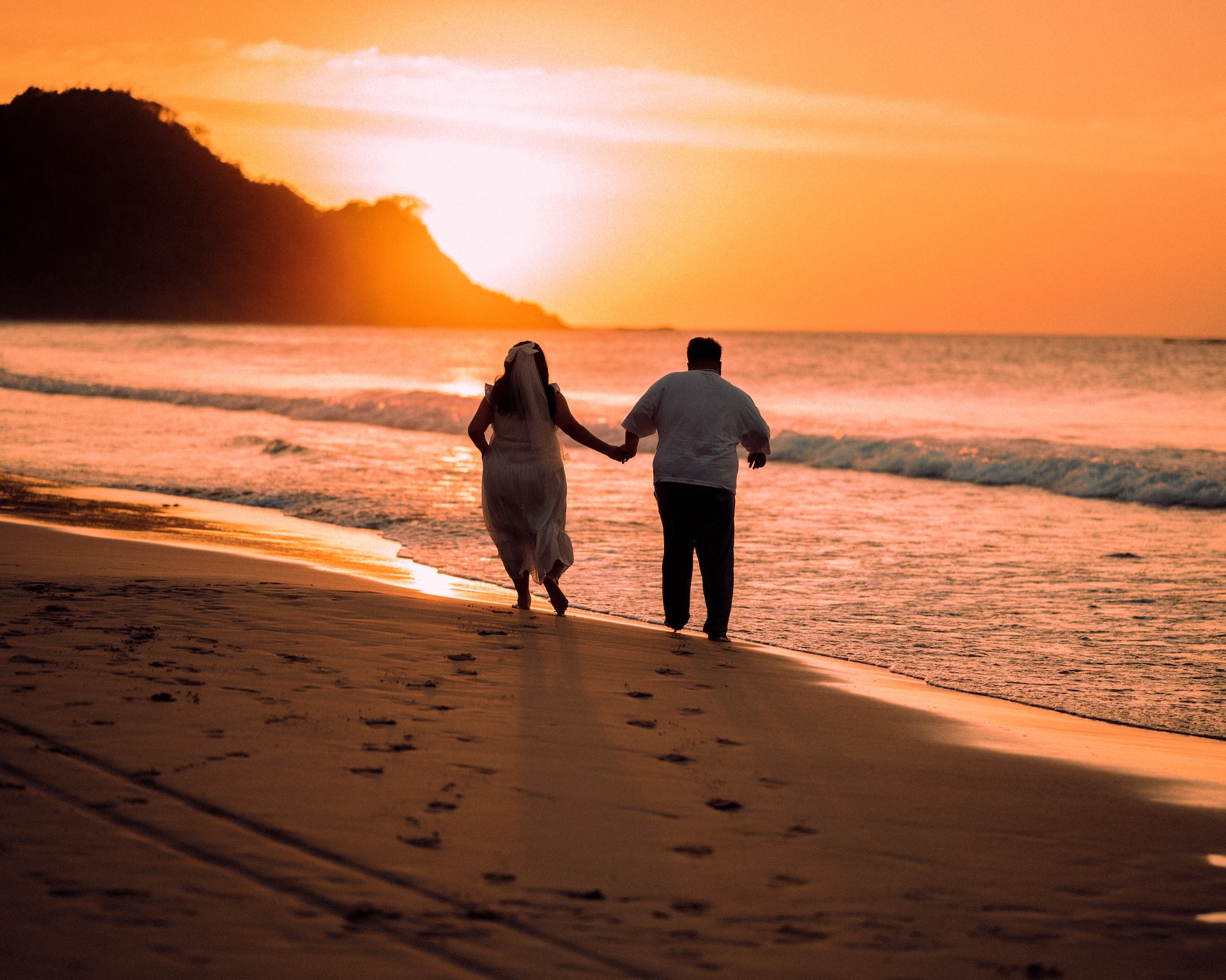 Silhouette of the proposal at sunset